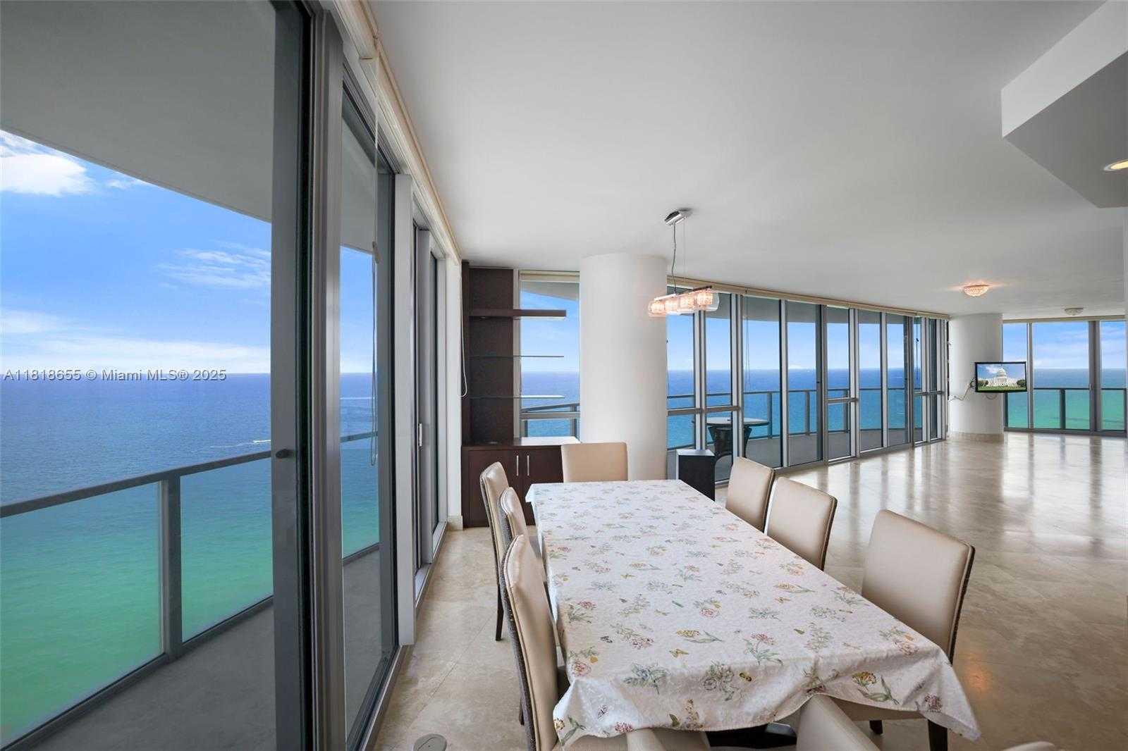 Small Image of 3101 SOUTH OCEAN DR #2708, Hollywood Number 19