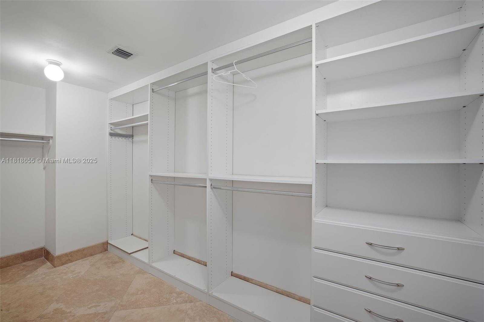 Small Image of 3101 SOUTH OCEAN DR #2708, Hollywood Number 24