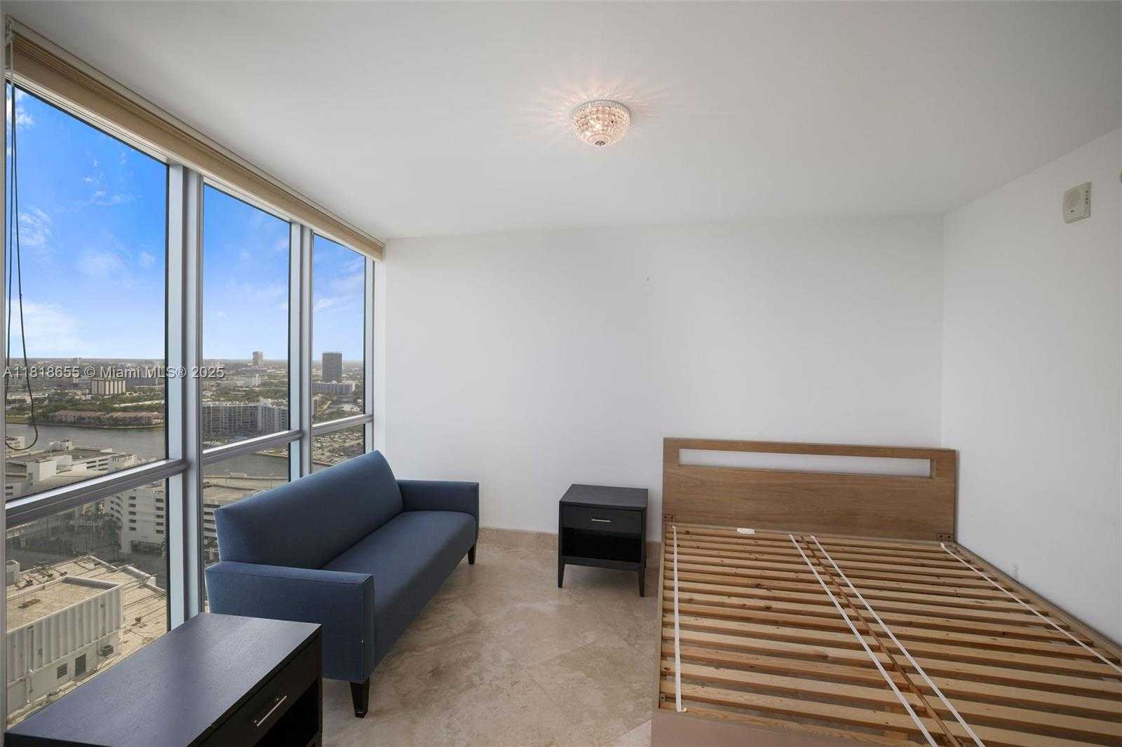 Small Image of 3101 SOUTH OCEAN DR #2708, Hollywood Number 30