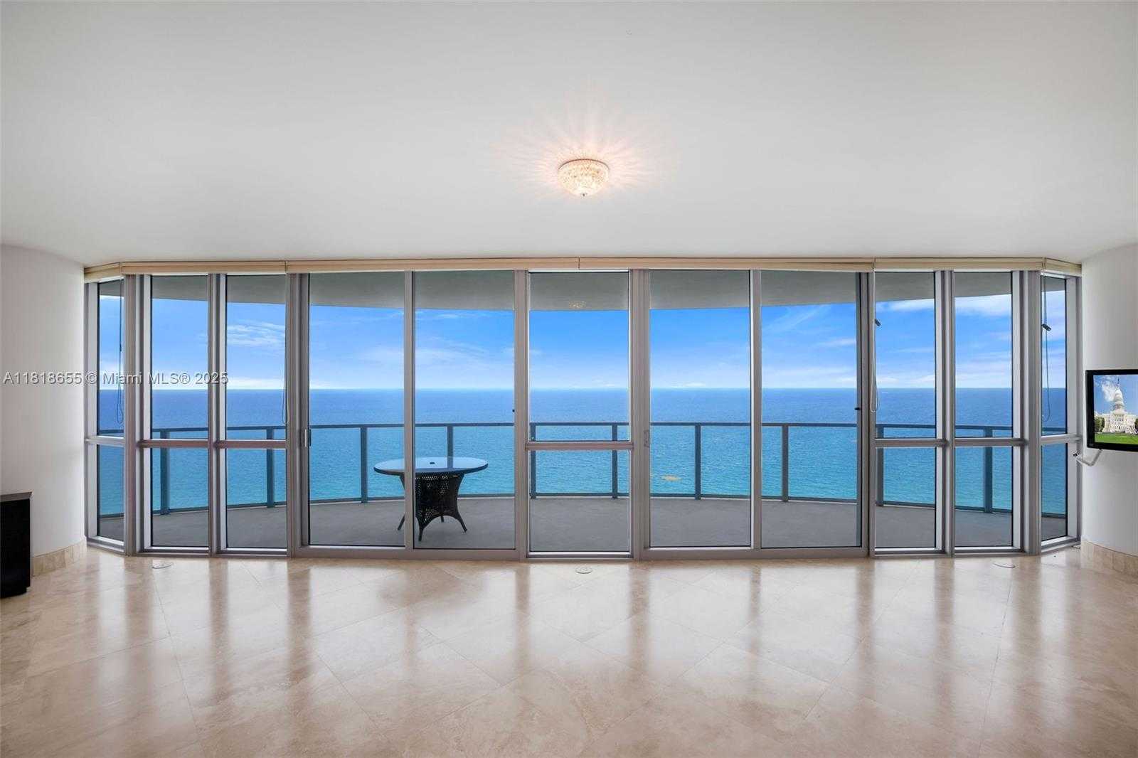 Small Image of 3101 SOUTH OCEAN DR #2708, Hollywood Number 7