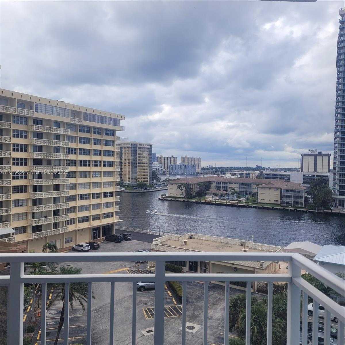 Small Image of 1801 SOUTH OCEAN DR #739, Hallandale Beach Number 2