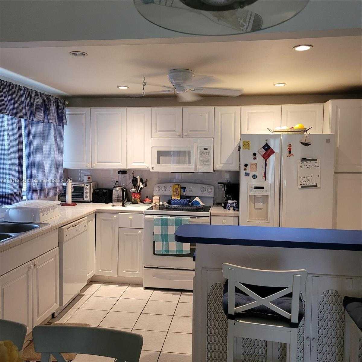 Small Image of 1801 SOUTH OCEAN DR #739, Hallandale Beach Number 4