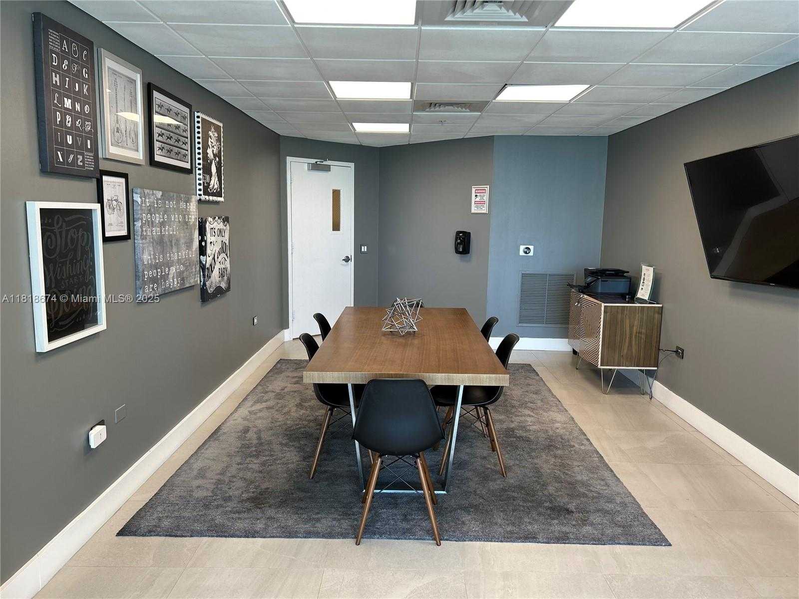 Small Image of 480 NORTH EAST 30TH ST #1505, Miami Number 23