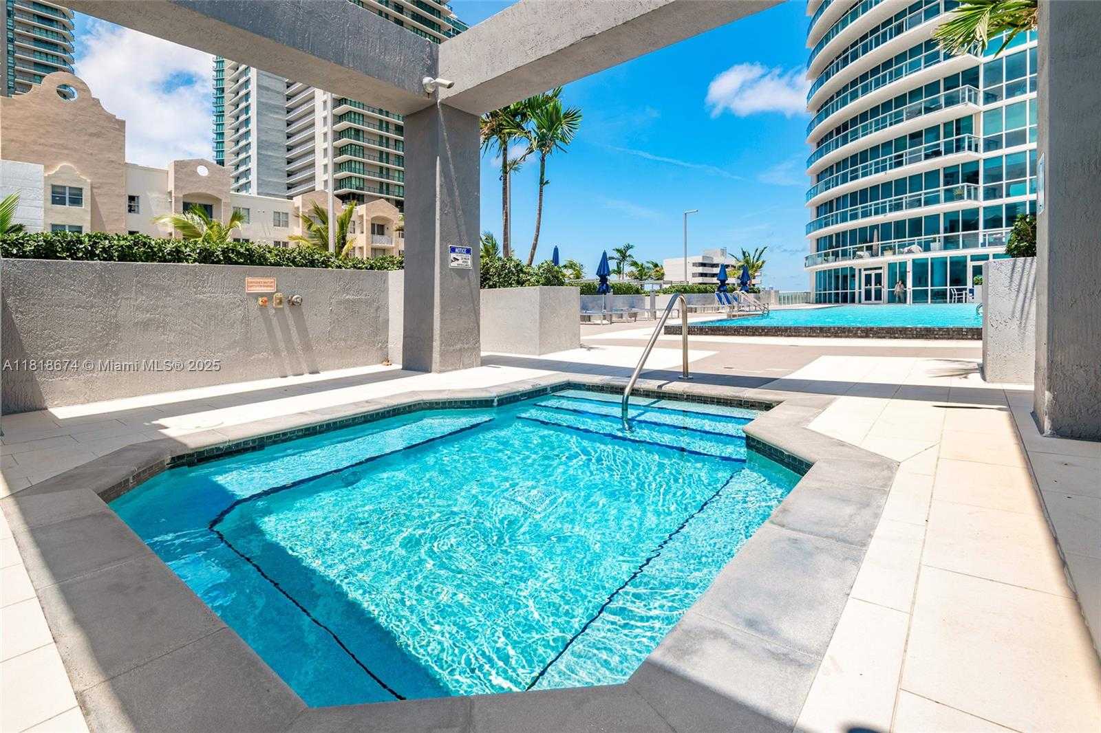 Small Image of 480 NORTH EAST 30TH ST #1505, Miami Number 30