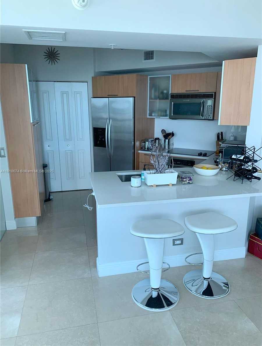 Small Image of 480 NORTH EAST 30TH ST #1505, Miami Number 7