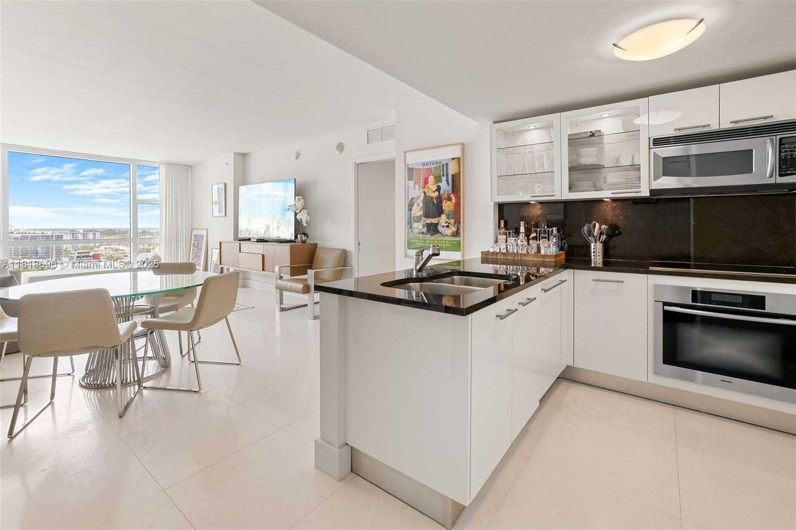 Small Image of 6801 COLLINS AVE #1401 (Door Number), Miami Beach Number 2