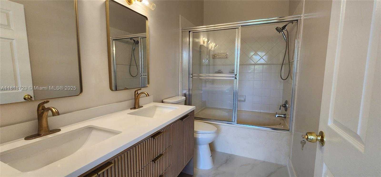 Small Image of 1707 NORTH WEST 78TH WAY, Pembroke Pines Number 11