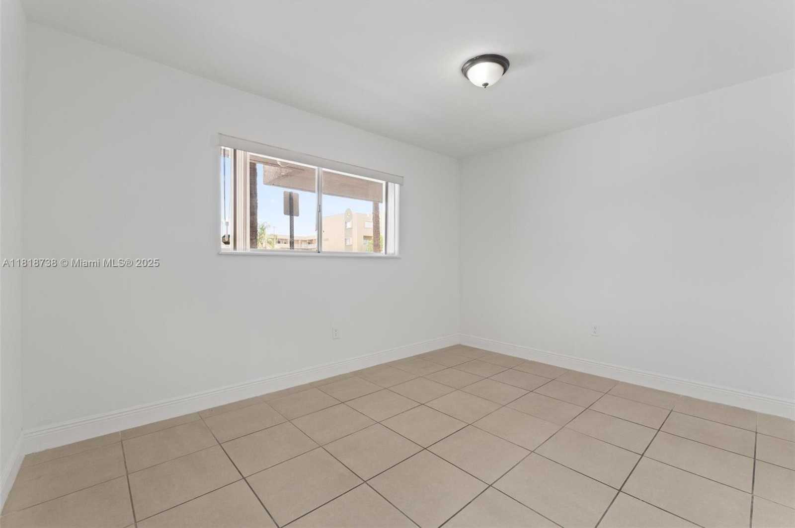 Small Image of 2660 WEST 76TH ST #106, Hialeah Number 12