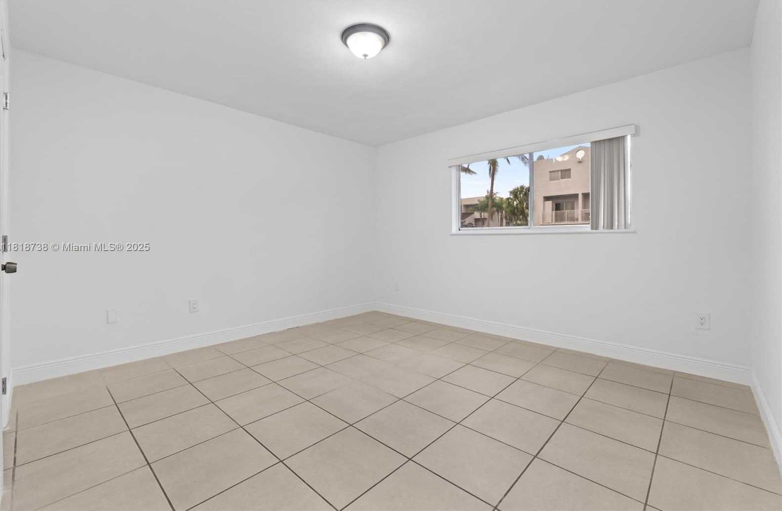Small Image of 2660 WEST 76TH ST #106, Hialeah Number 15