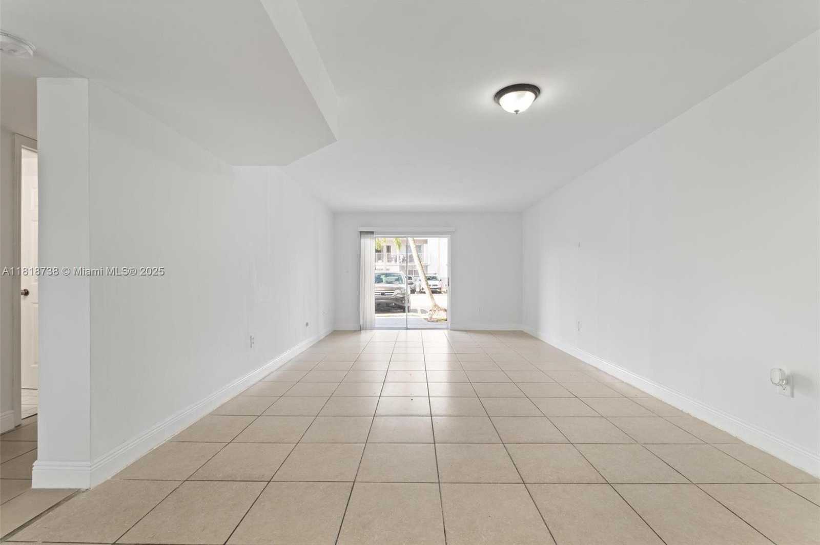 Small Image of 2660 WEST 76TH ST #106, Hialeah Number 9