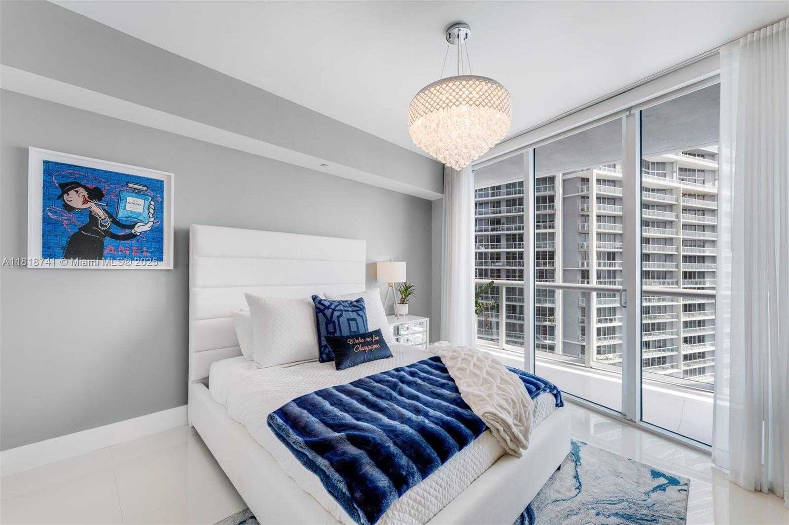 Small Image of 495 BRICKELL AVE #3604, Miami Number 10