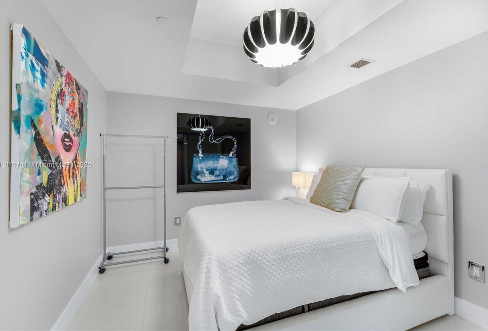 Small Image of 495 BRICKELL AVE #3604, Miami Number 15