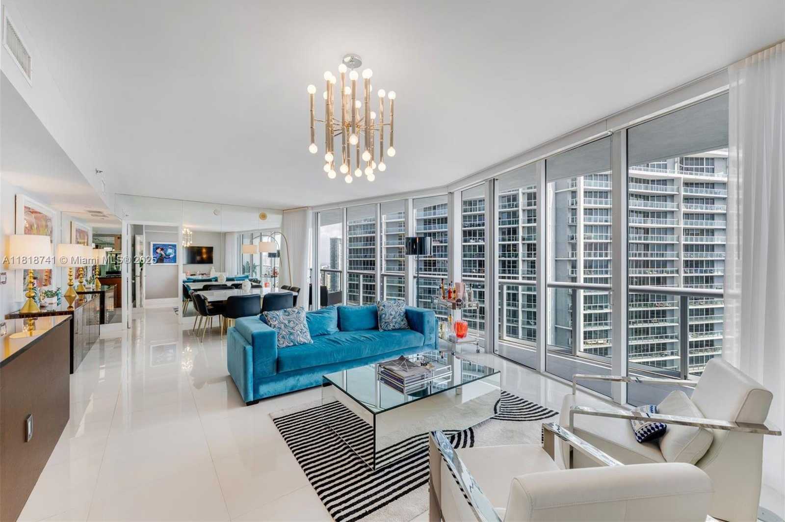 Small Image of 495 BRICKELL AVE #3604, Miami Number 2