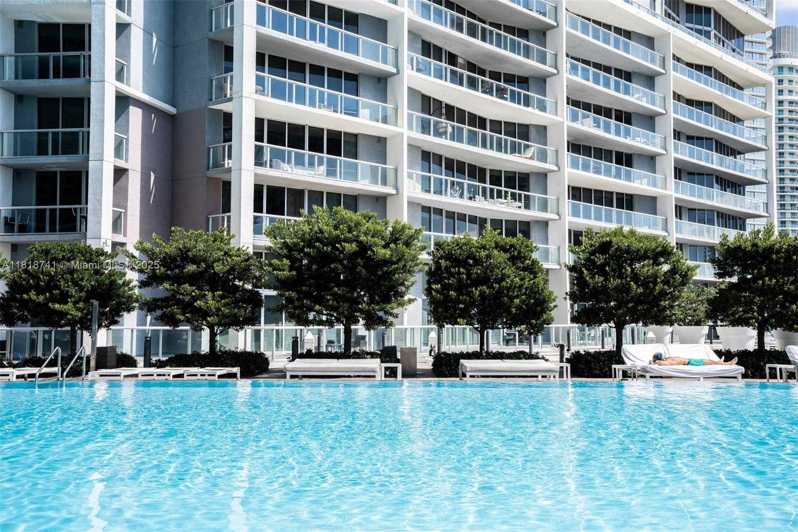 Small Image of 495 BRICKELL AVE #3604, Miami Number 25