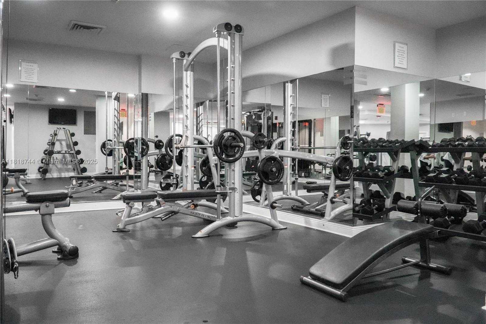 Small Image of 1250 SOUTH MIAMI AVE #2310, Miami Number 24