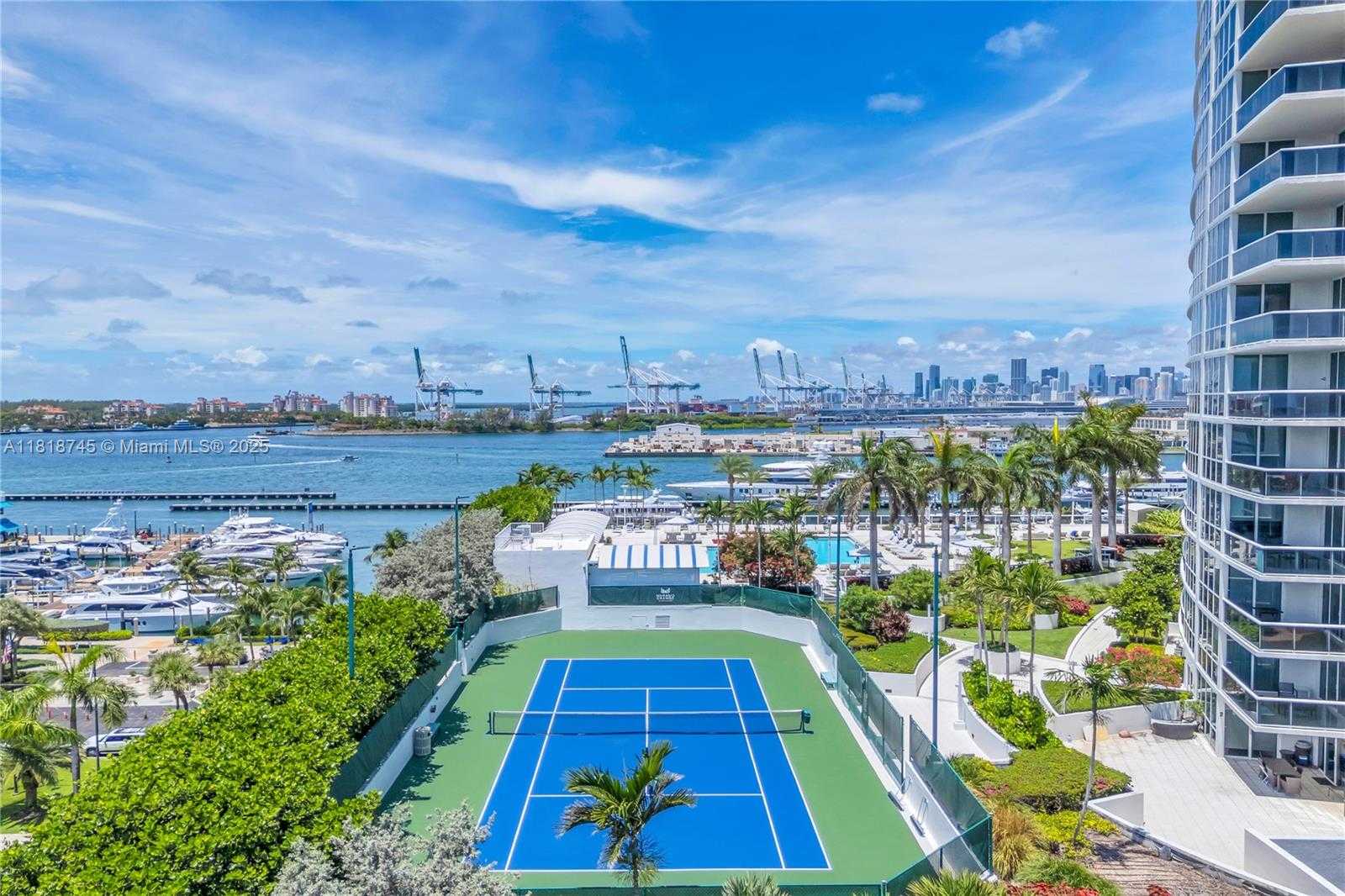 Small Image of 400 ALTON RD #407, Miami Beach Number 11