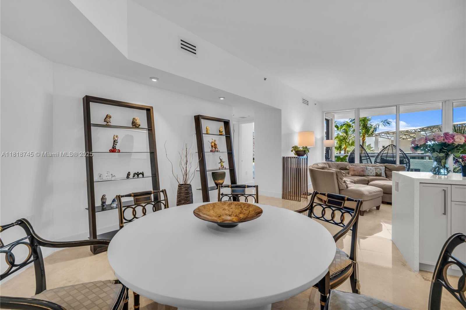 Small Image of 400 ALTON RD #407, Miami Beach Number 13