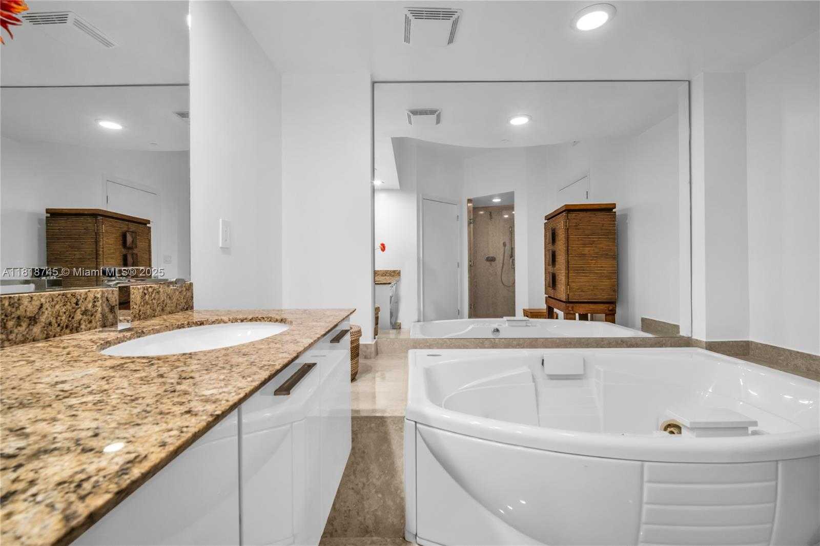 Small Image of 400 ALTON RD #407, Miami Beach Number 29