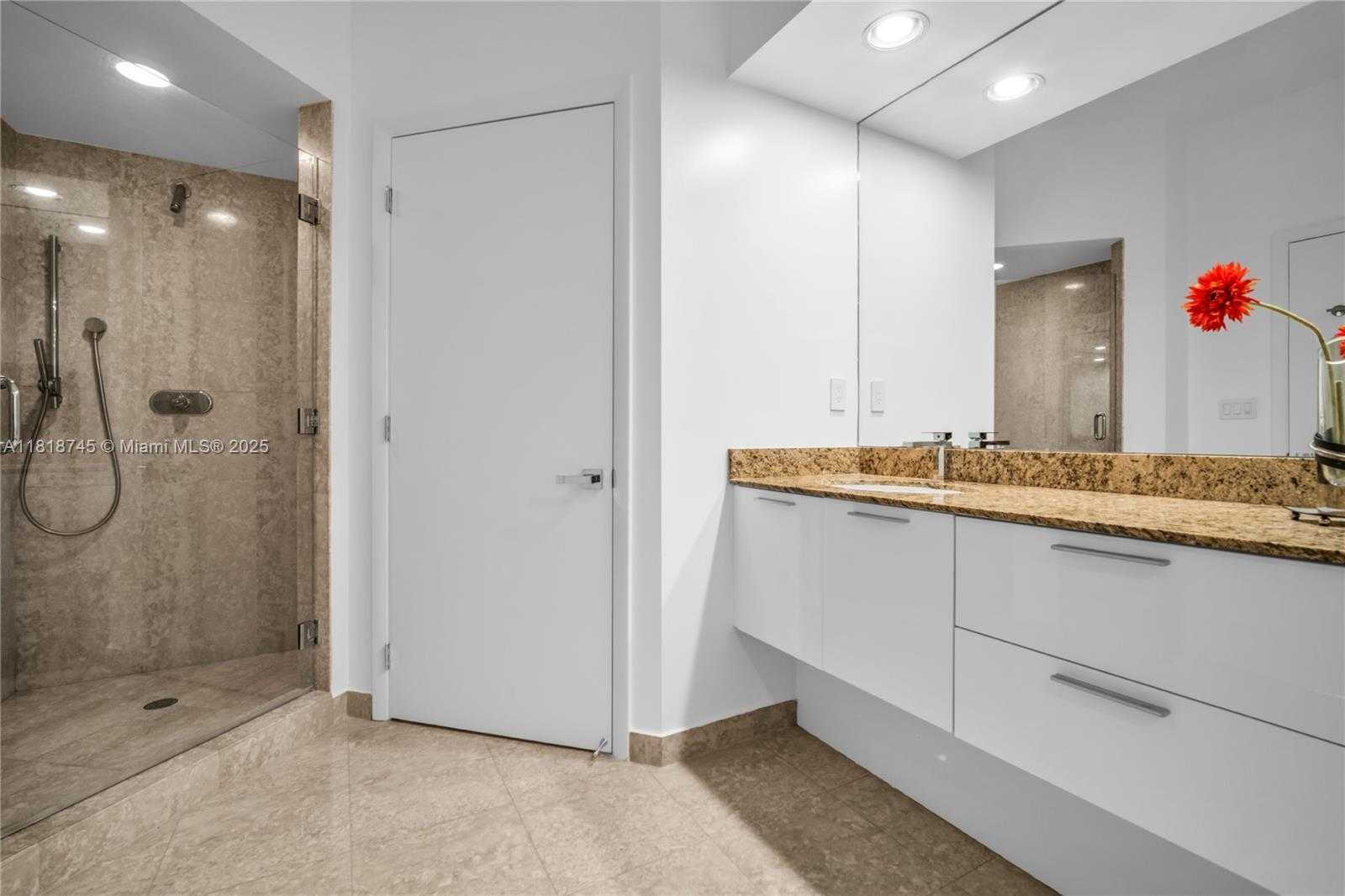 Small Image of 400 ALTON RD #407, Miami Beach Number 30