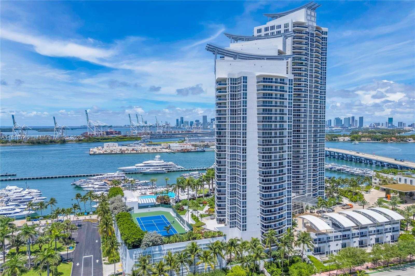 Small Image of 400 ALTON RD #407, Miami Beach Number 9