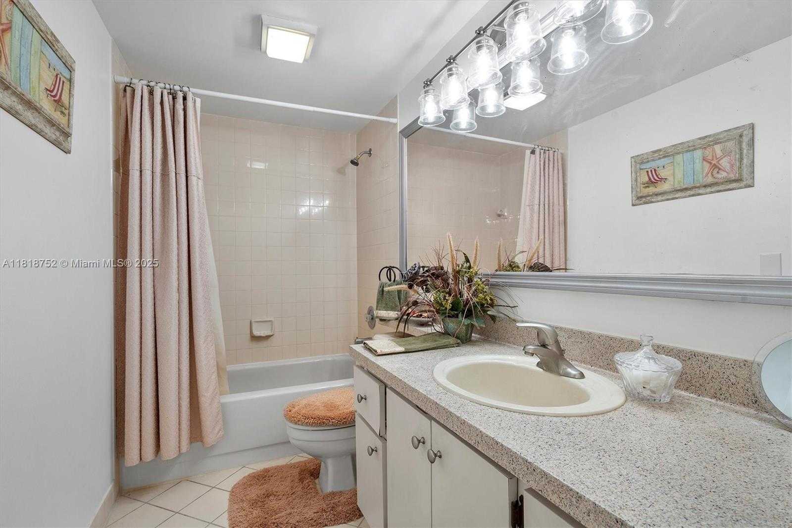 Small Image of 839 BLUE RIDGE CIR #839, West Palm Beach Number 10