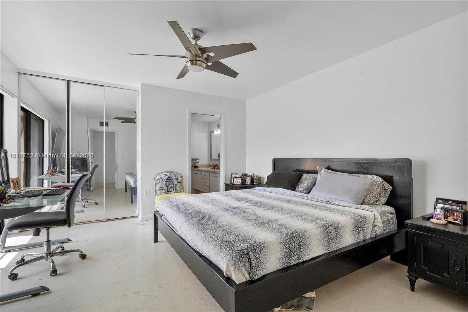 Small Image of 839 BLUE RIDGE CIR #839, West Palm Beach Number 12