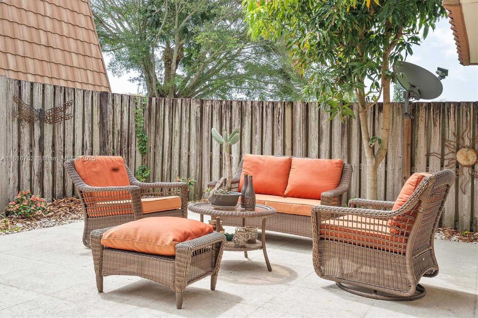 Small Image of 839 BLUE RIDGE CIR #839, West Palm Beach Number 19
