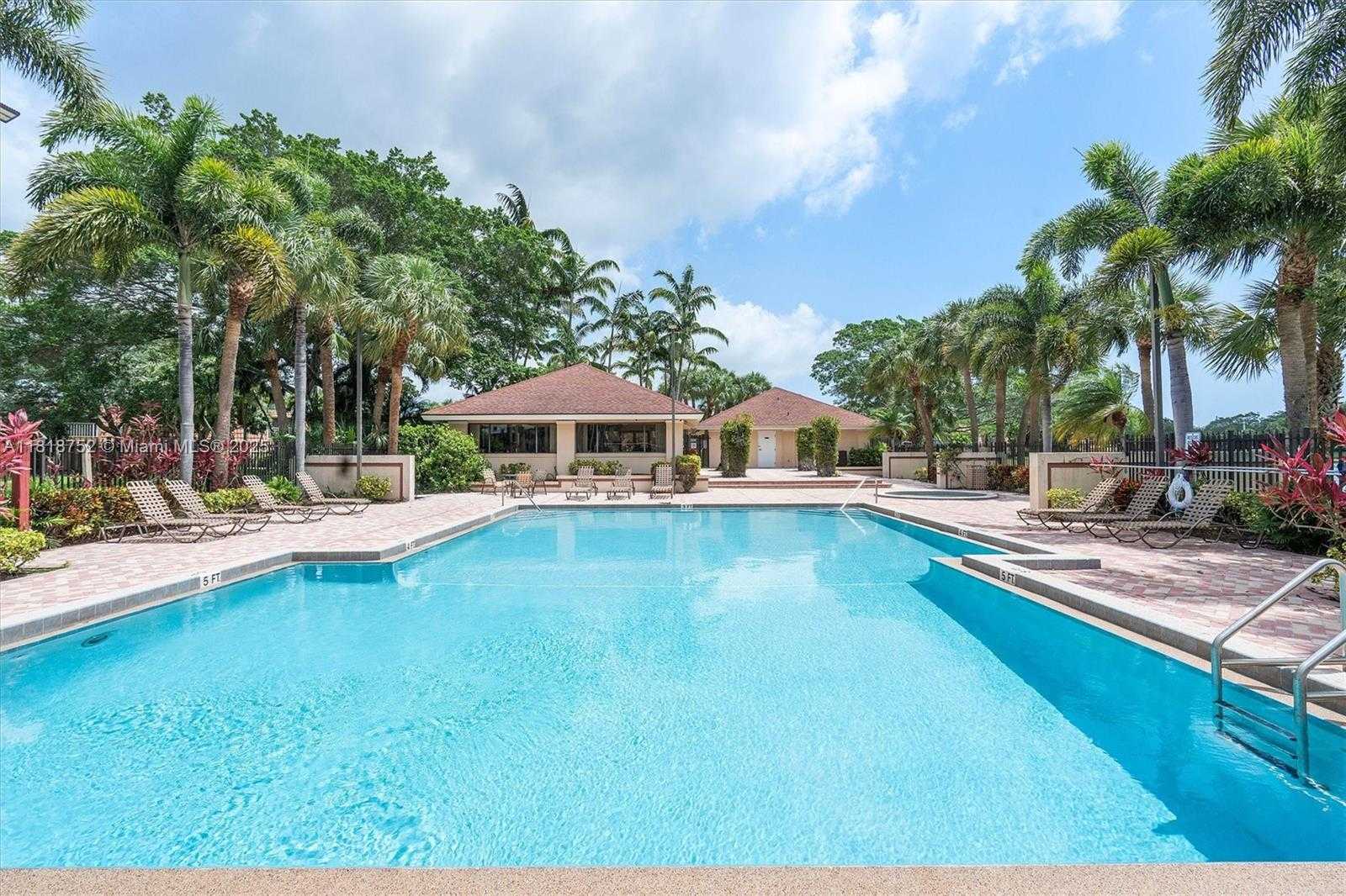 Small Image of 839 BLUE RIDGE CIR #839, West Palm Beach Number 23