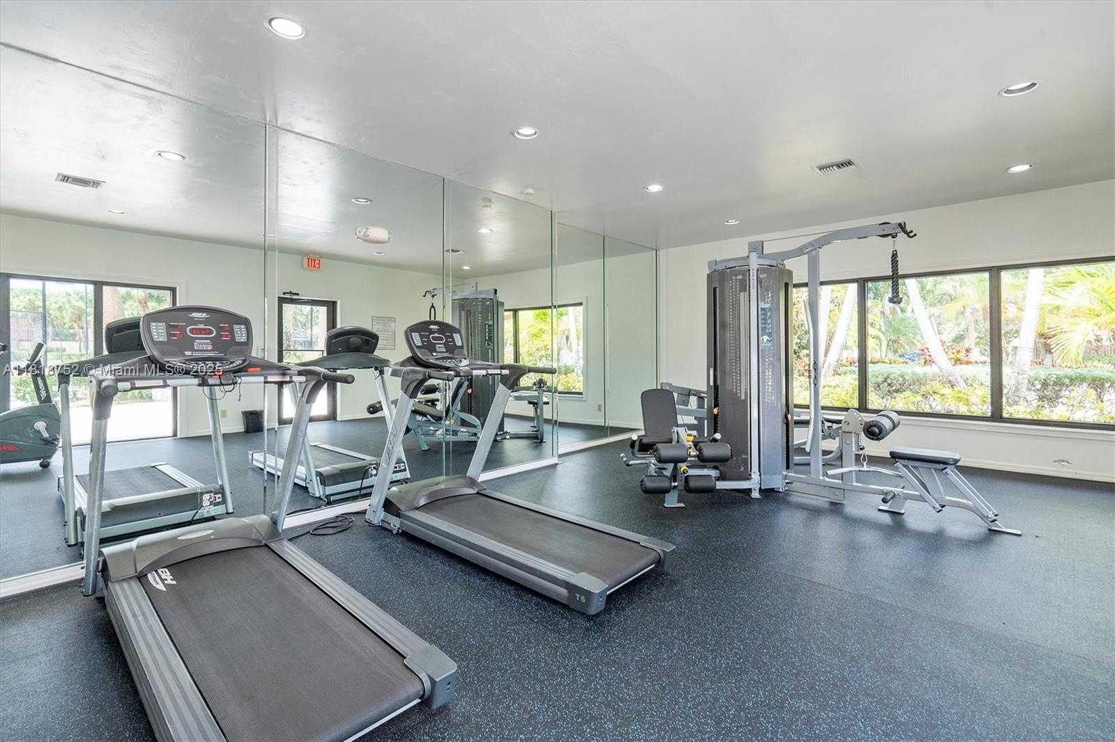 Small Image of 839 BLUE RIDGE CIR #839, West Palm Beach Number 29