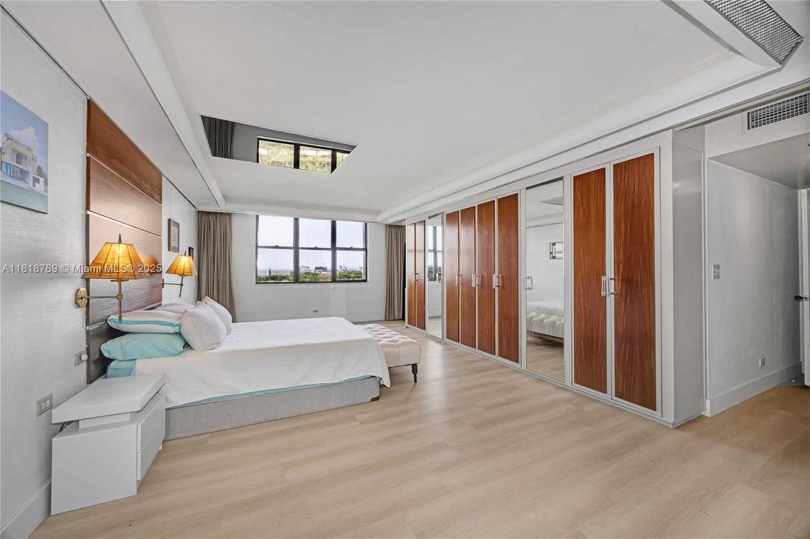 Small Image of 1800 NORTH EAST 114TH ST #1103, Miami Number 17