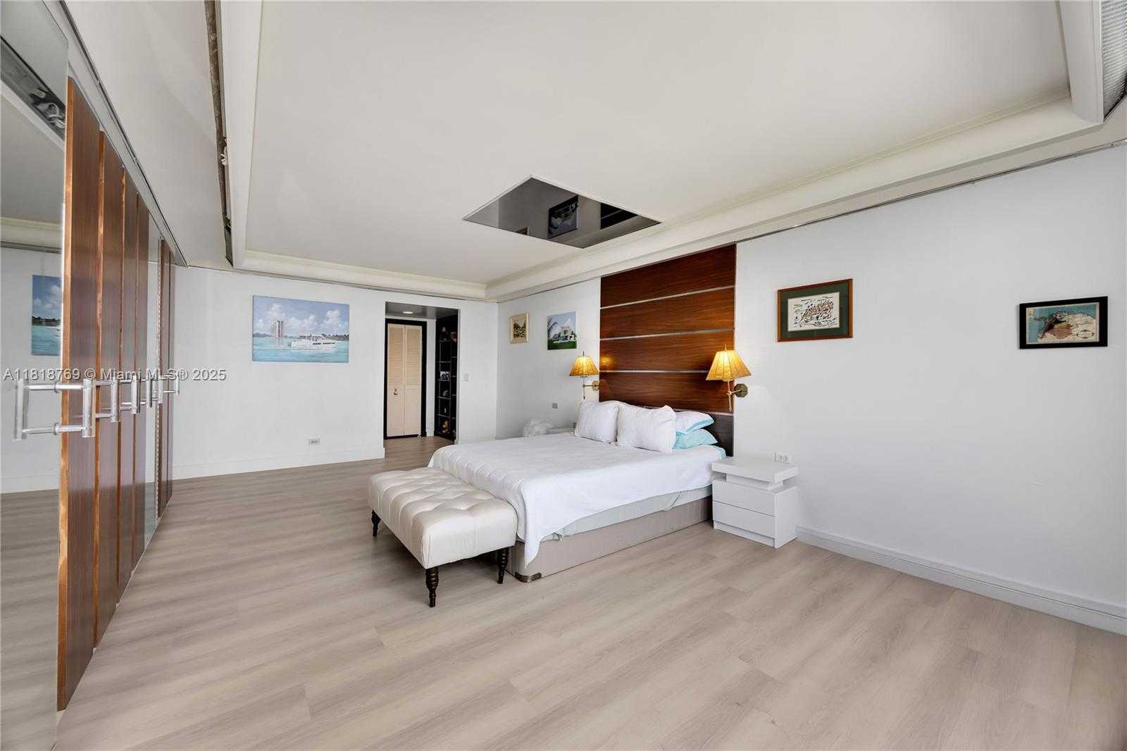 Small Image of 1800 NORTH EAST 114TH ST #1103, Miami Number 19