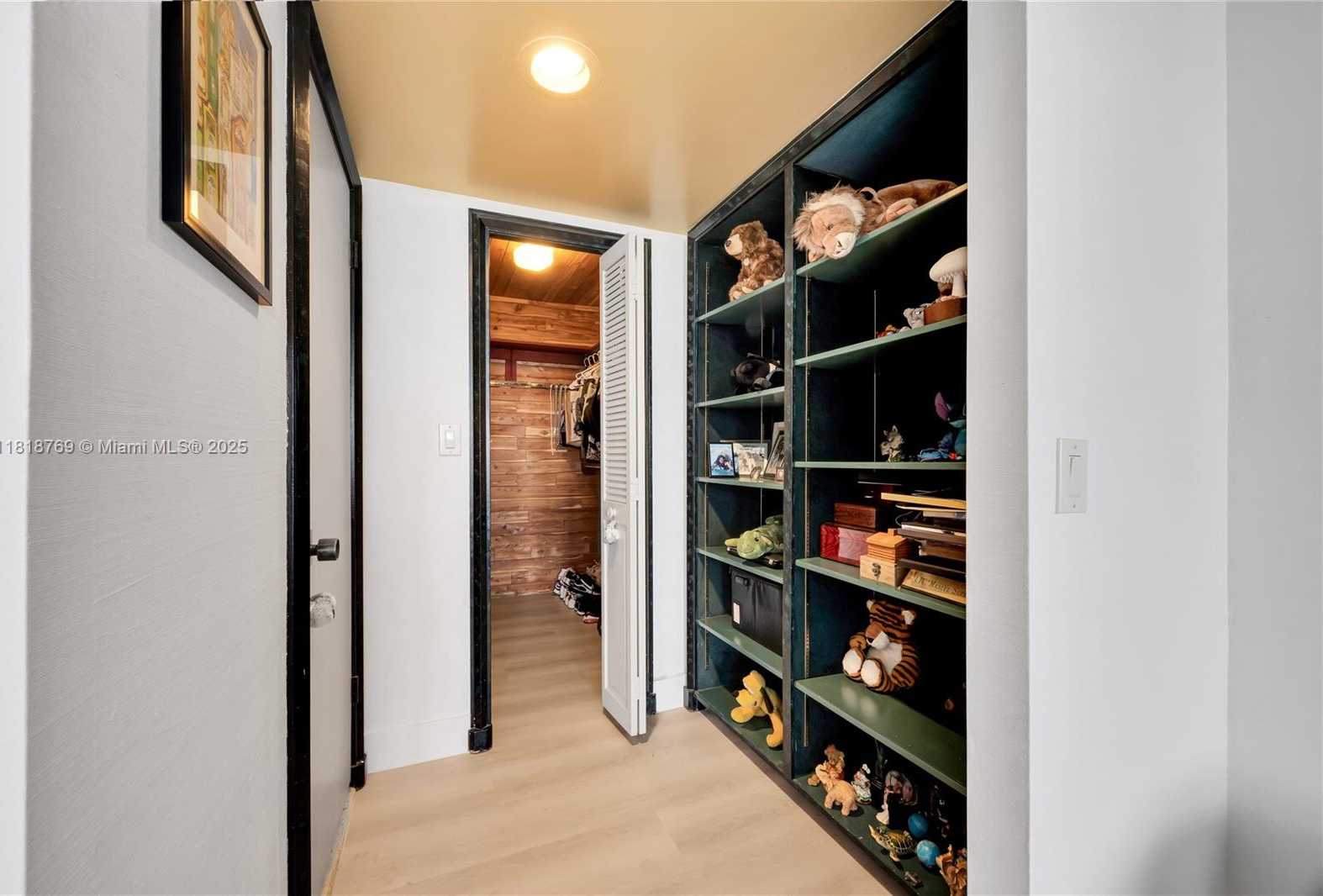 Small Image of 1800 NORTH EAST 114TH ST #1103, Miami Number 20