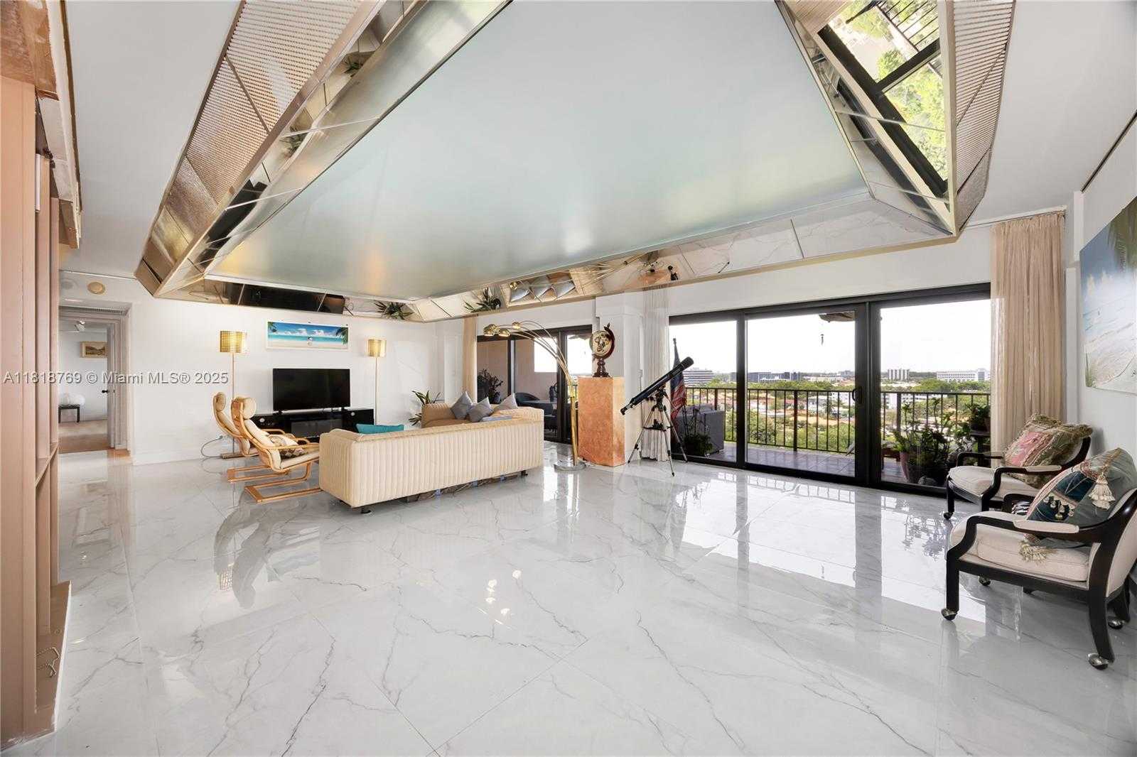Small Image of 1800 NORTH EAST 114TH ST #1103, Miami Number 4