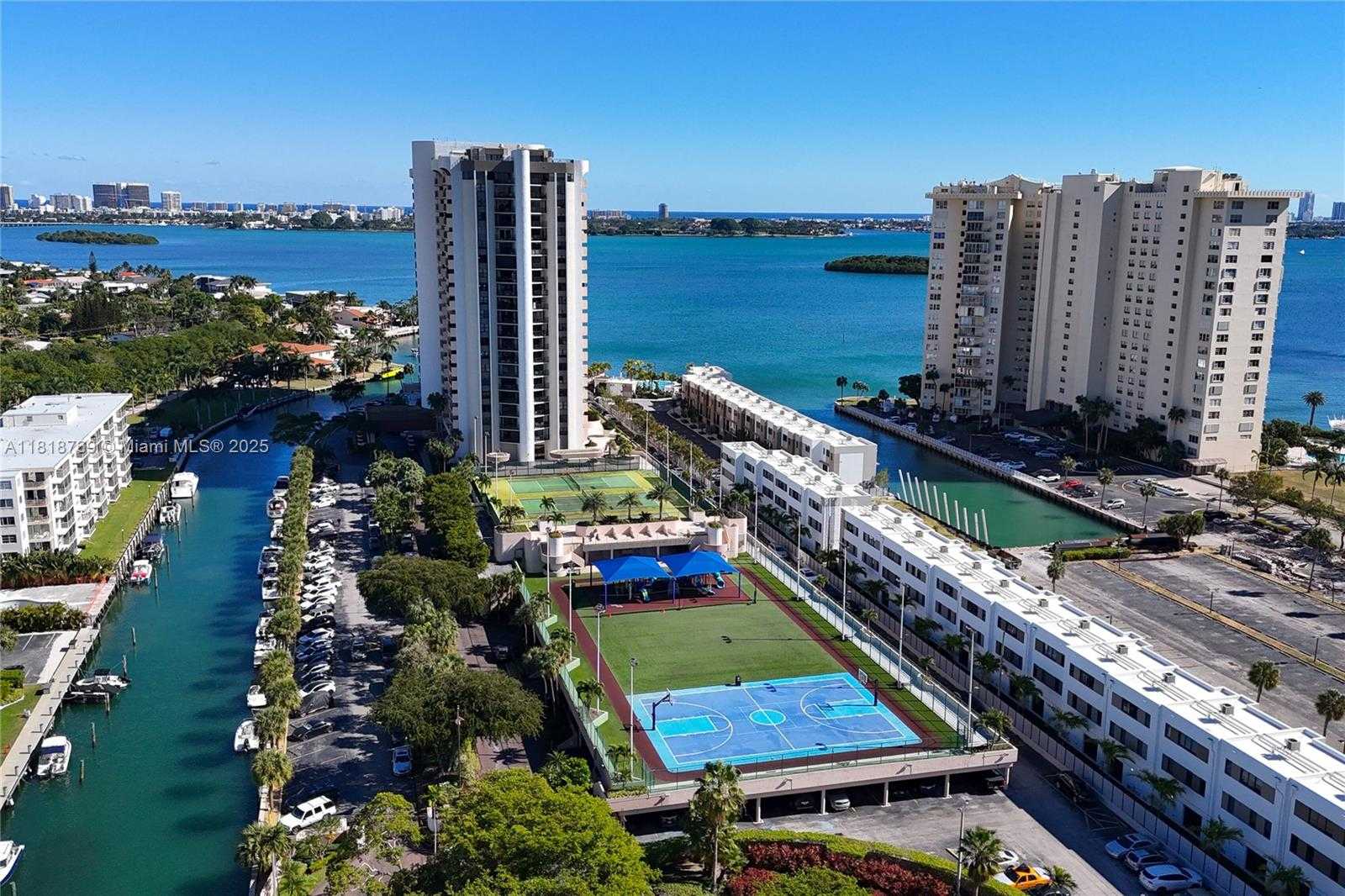 Small Image of 1800 NORTH EAST 114TH ST #1103, Miami Number 44