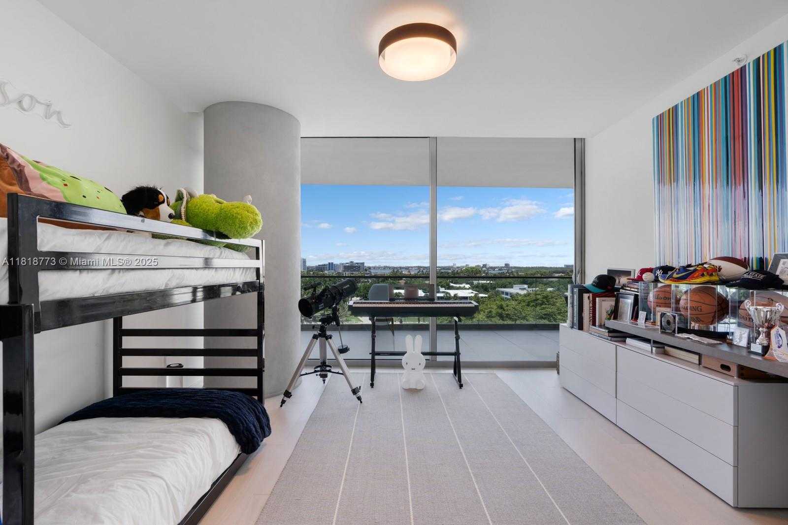 Small Image of 10203 COLLINS AVE #701, Bal Harbour Number 25