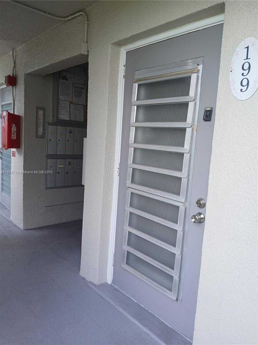 Small Image of Deerfield Beach Number 2
