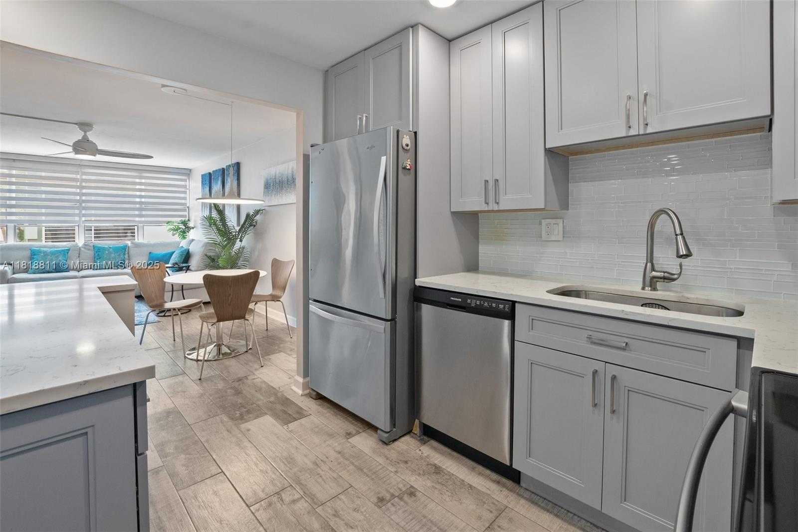 Small Image of 2781 TAFT ST #308, Hollywood Number 12