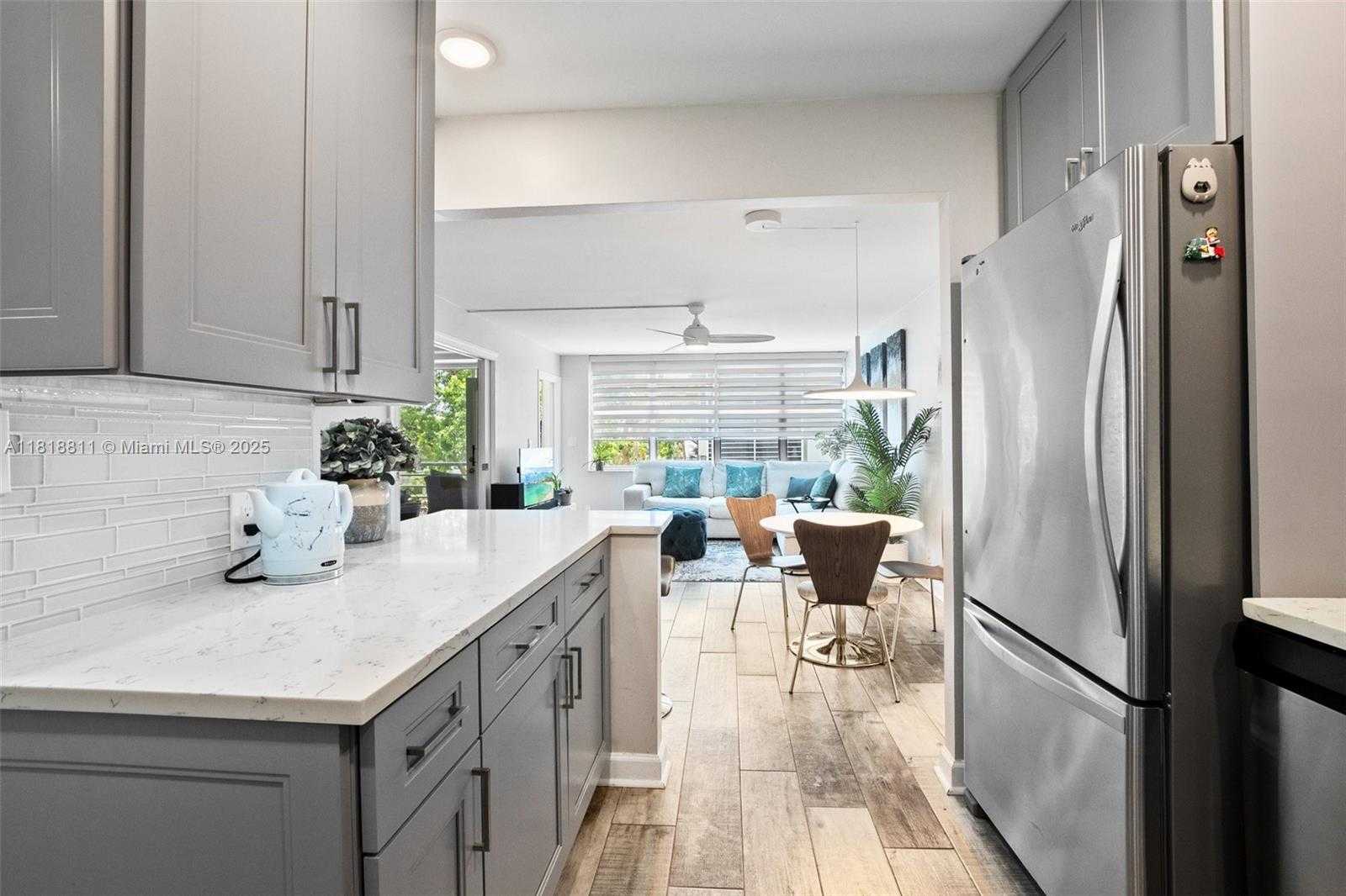 Small Image of 2781 TAFT ST #308, Hollywood Number 13