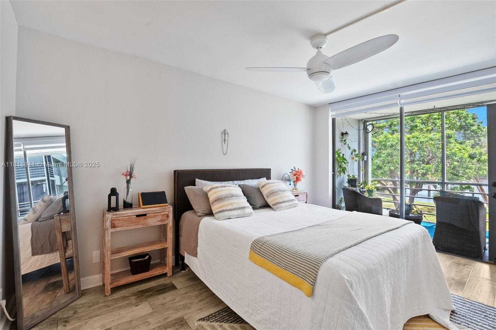 Small Image of 2781 TAFT ST #308, Hollywood Number 16