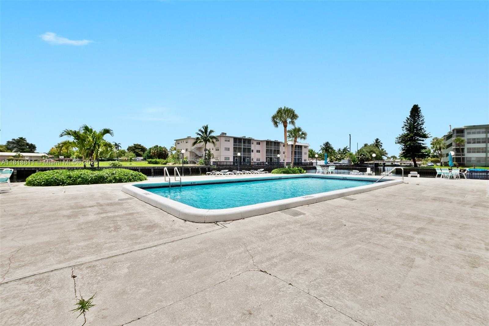 Small Image of 2781 TAFT ST #308, Hollywood Number 24