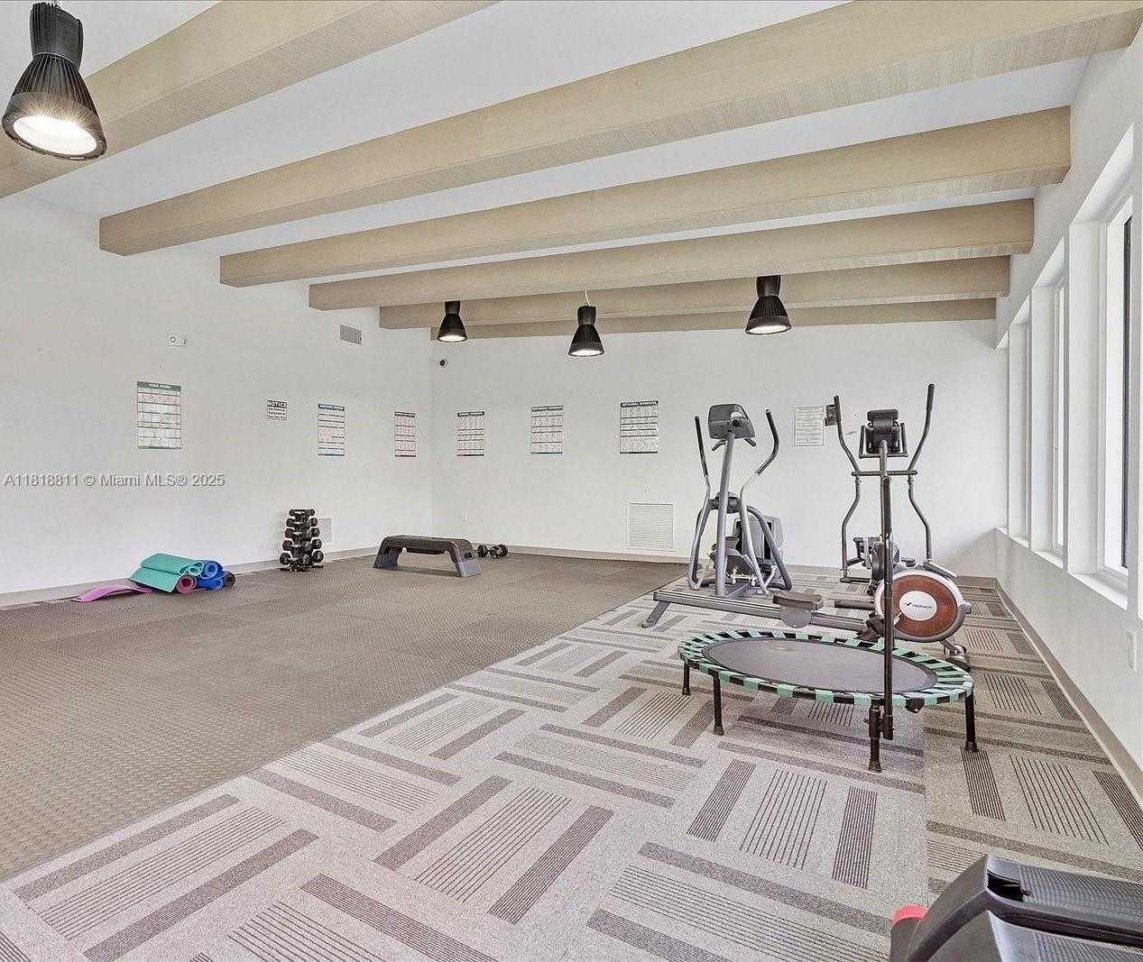 Small Image of 2781 TAFT ST #308, Hollywood Number 34