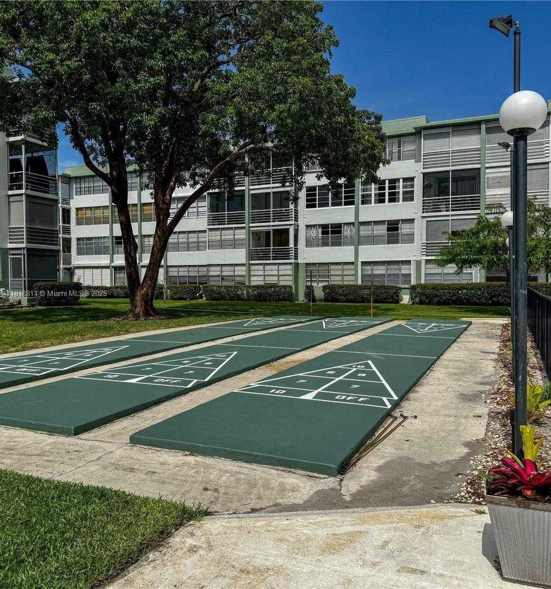 Small Image of 2781 TAFT ST #308, Hollywood Number 39
