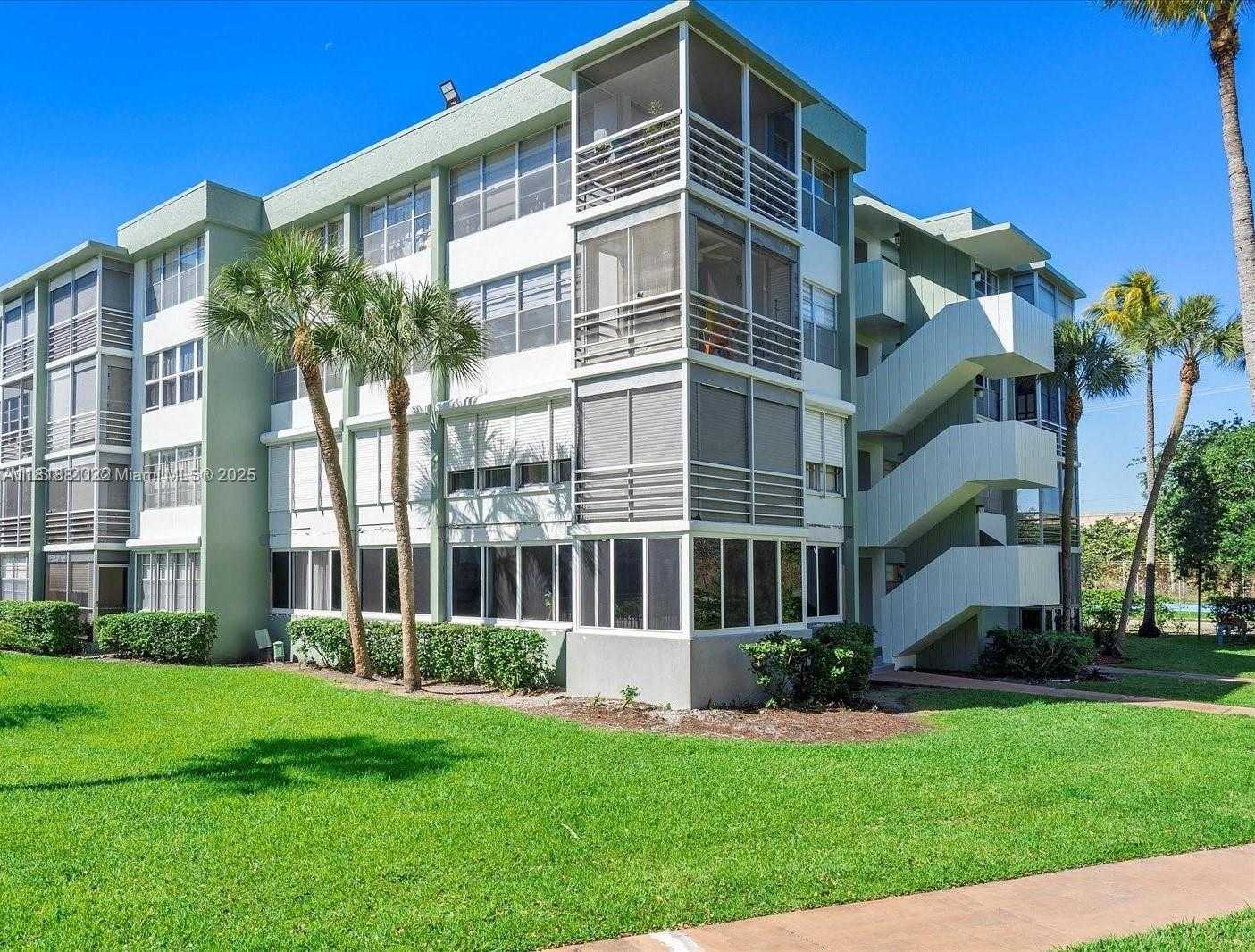 Small Image of 2781 TAFT ST #308, Hollywood Number 41