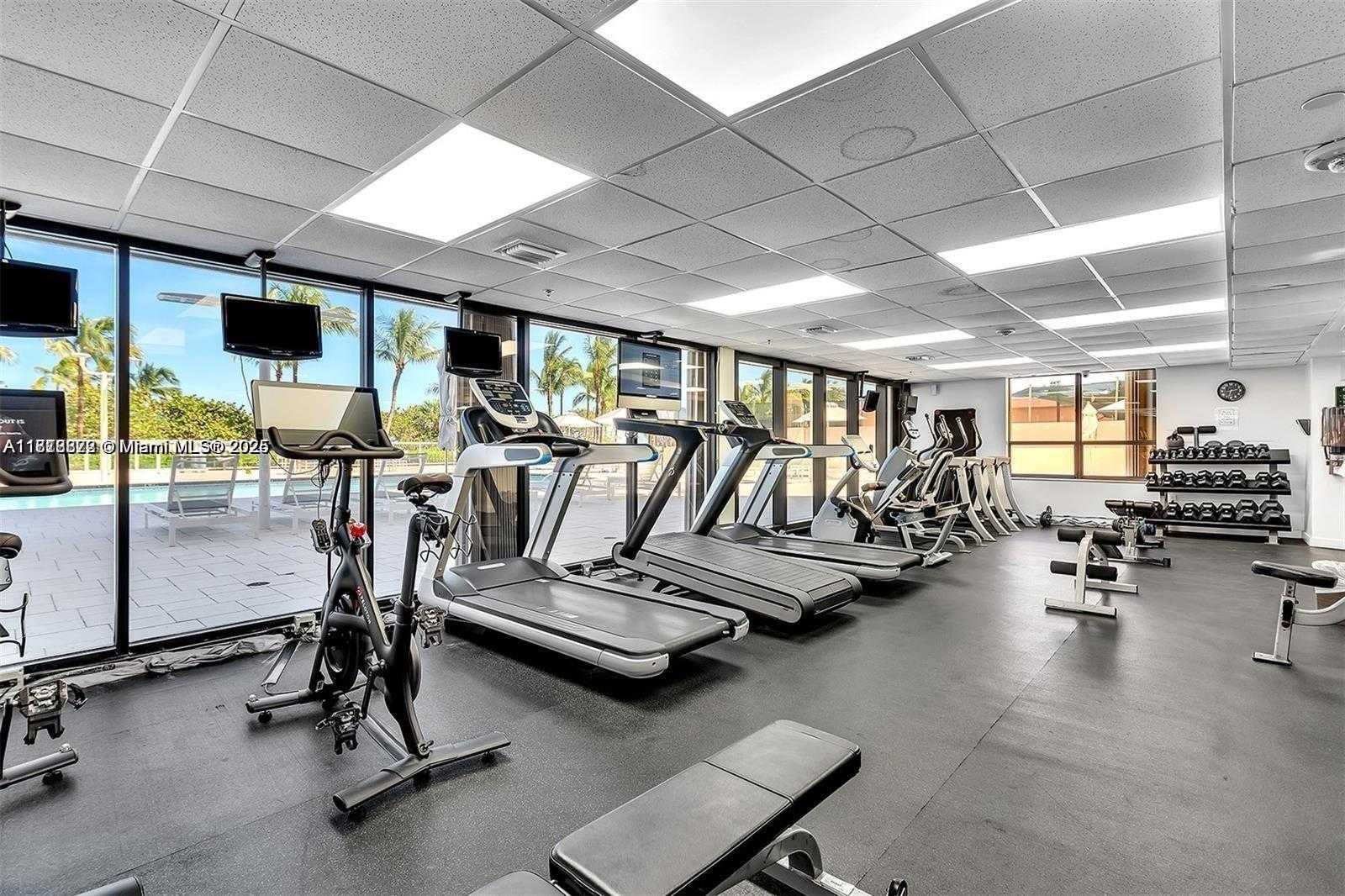 Small Image of 10185 COLLINS AVE #915, Bal Harbour Number 6