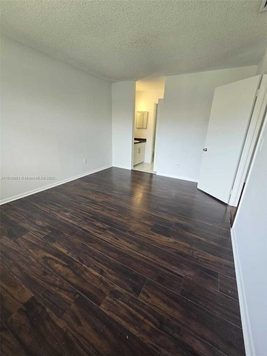 Small Image of 9808 HAMMOCKS BLVD #203-23, Miami Number 19