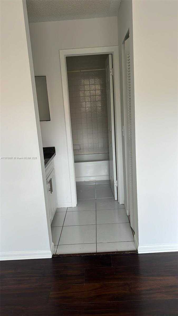 Small Image of 9808 HAMMOCKS BLVD #203-23, Miami Number 20