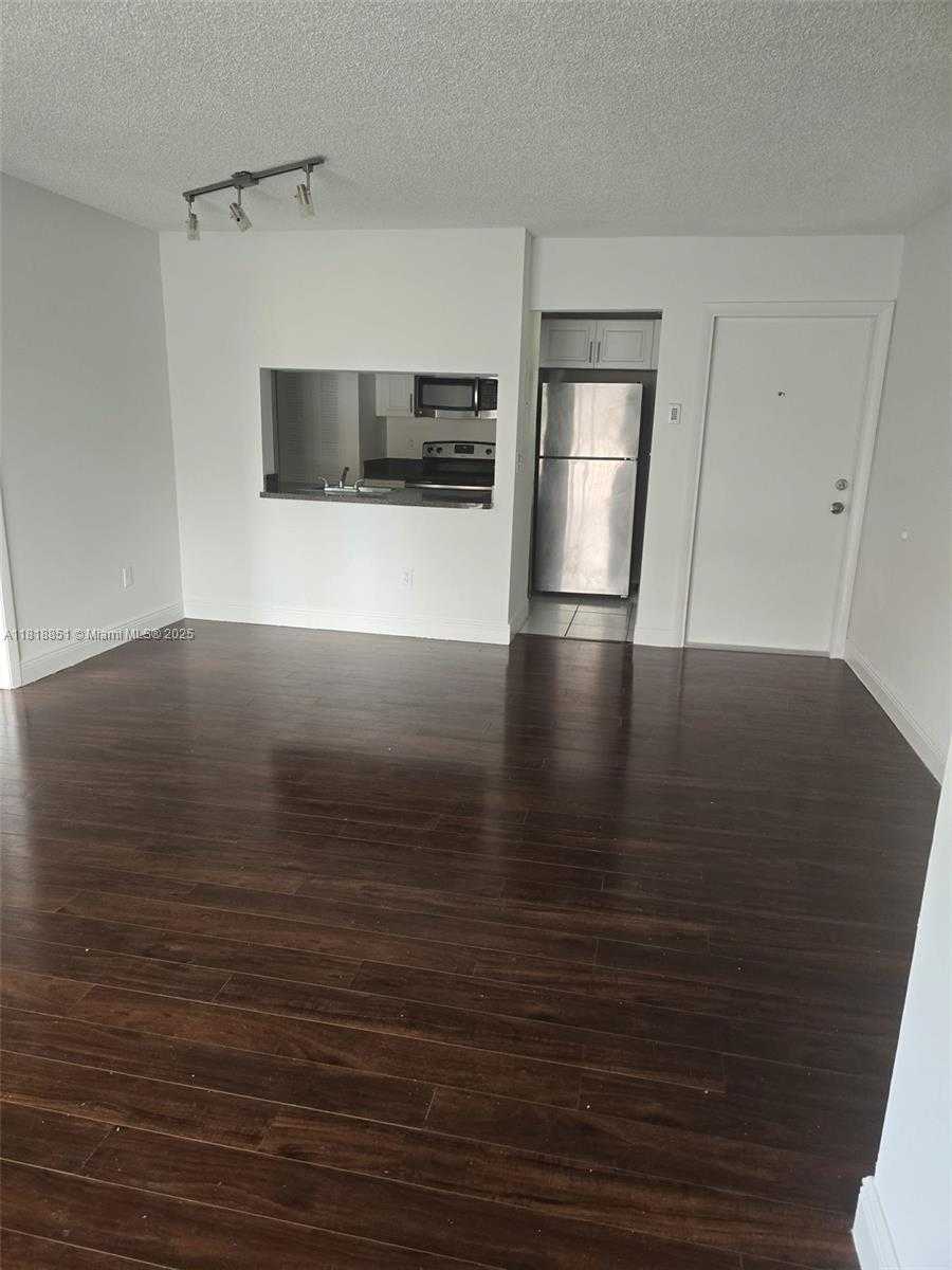 Small Image of 9808 HAMMOCKS BLVD #203-23, Miami Number 3
