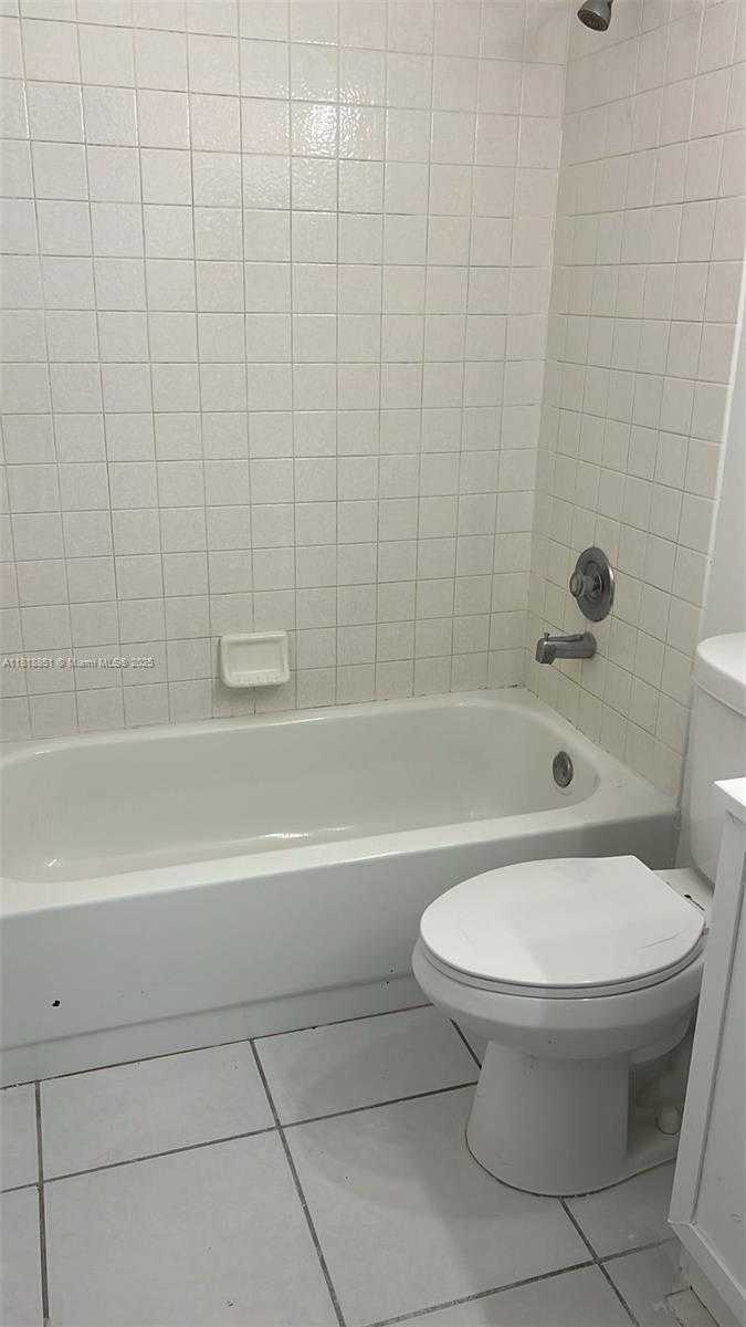 Small Image of 9808 HAMMOCKS BLVD #203-23, Miami Number 31