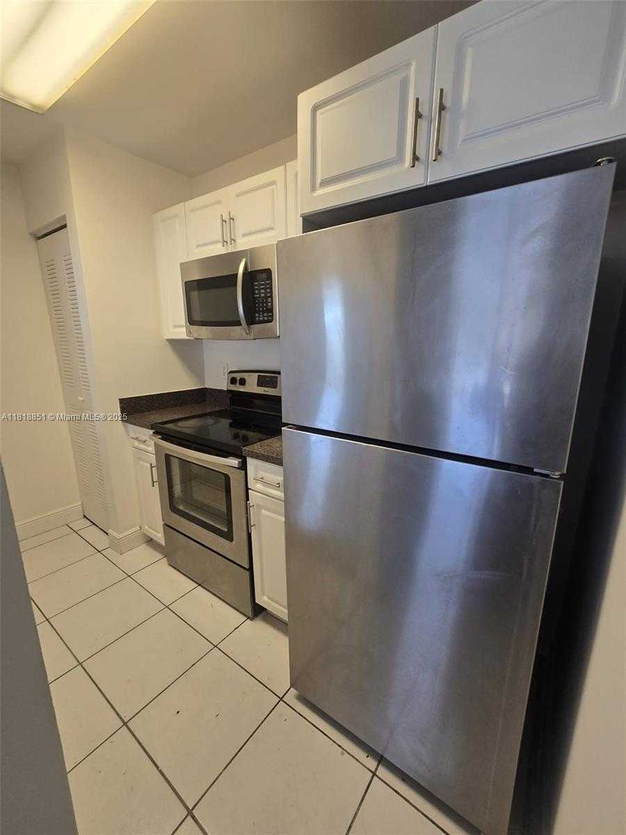 Small Image of 9808 HAMMOCKS BLVD #203-23, Miami Number 35