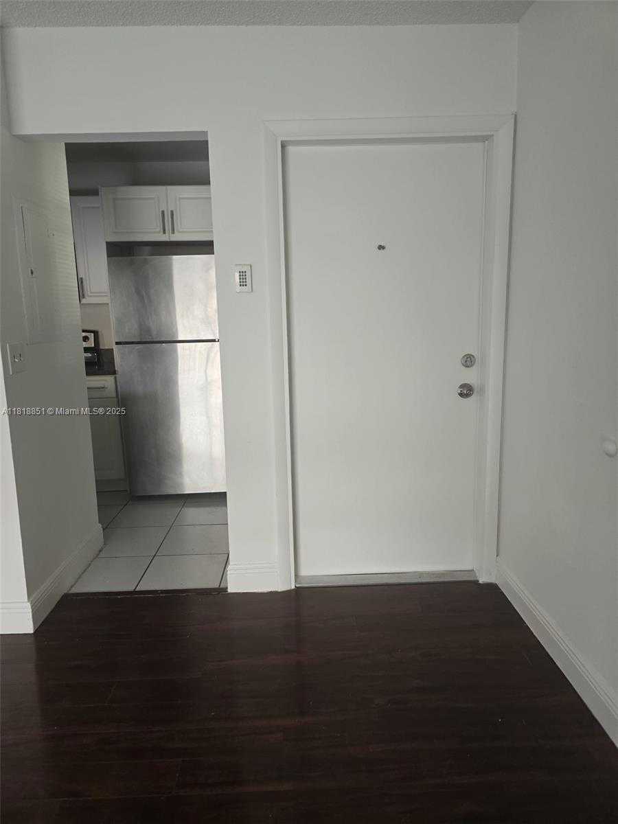 Small Image of 9808 HAMMOCKS BLVD #203-23, Miami Number 7